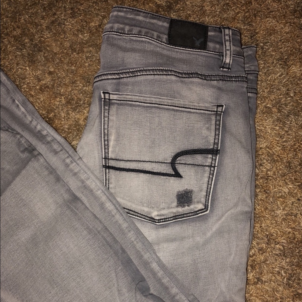 American eagle distressed grey/black jeans